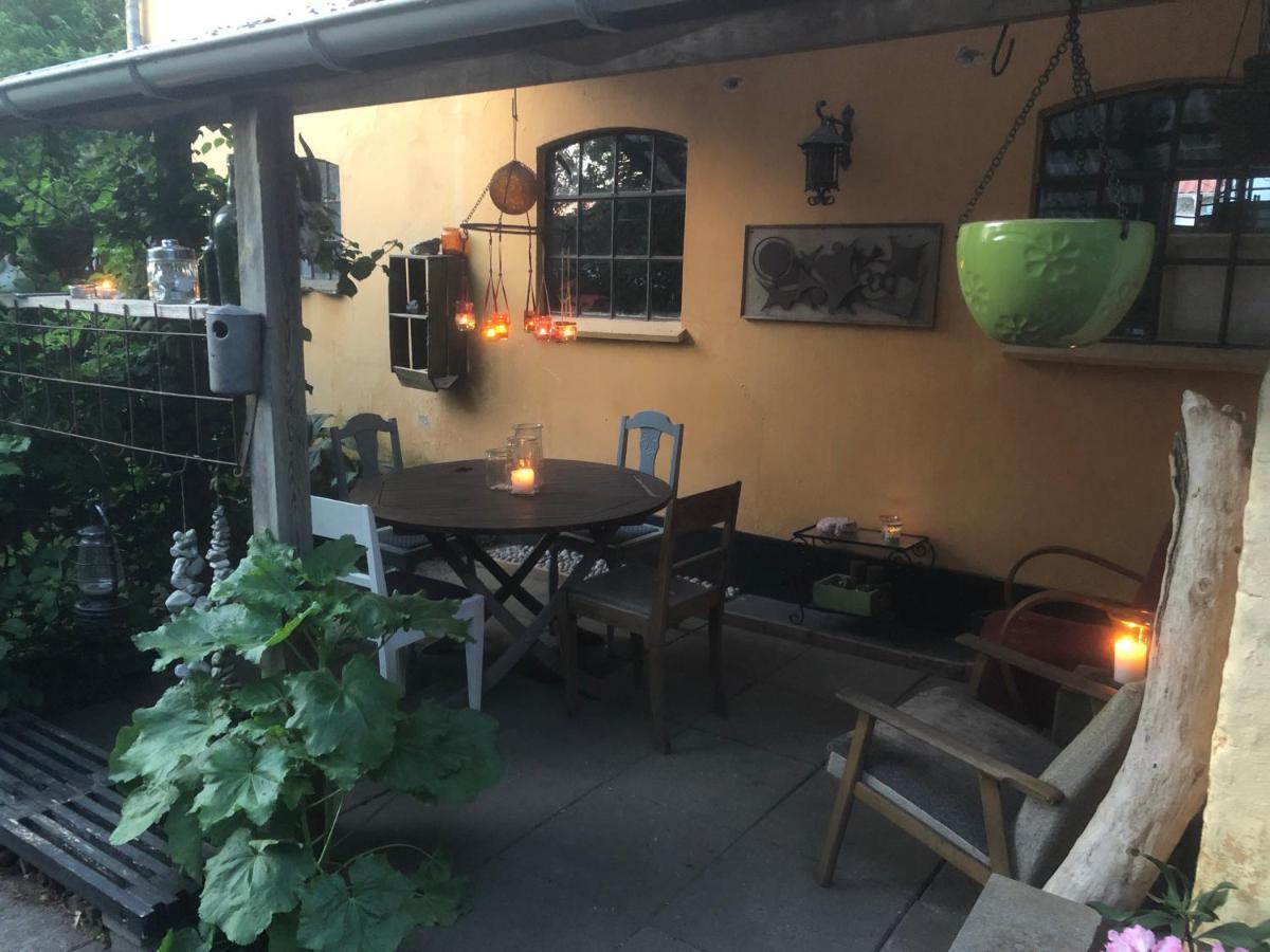 Retro Bolig - Fyldt Med Hygge! Ingen Luksus Daire Kolind Dış mekan fotoğraf