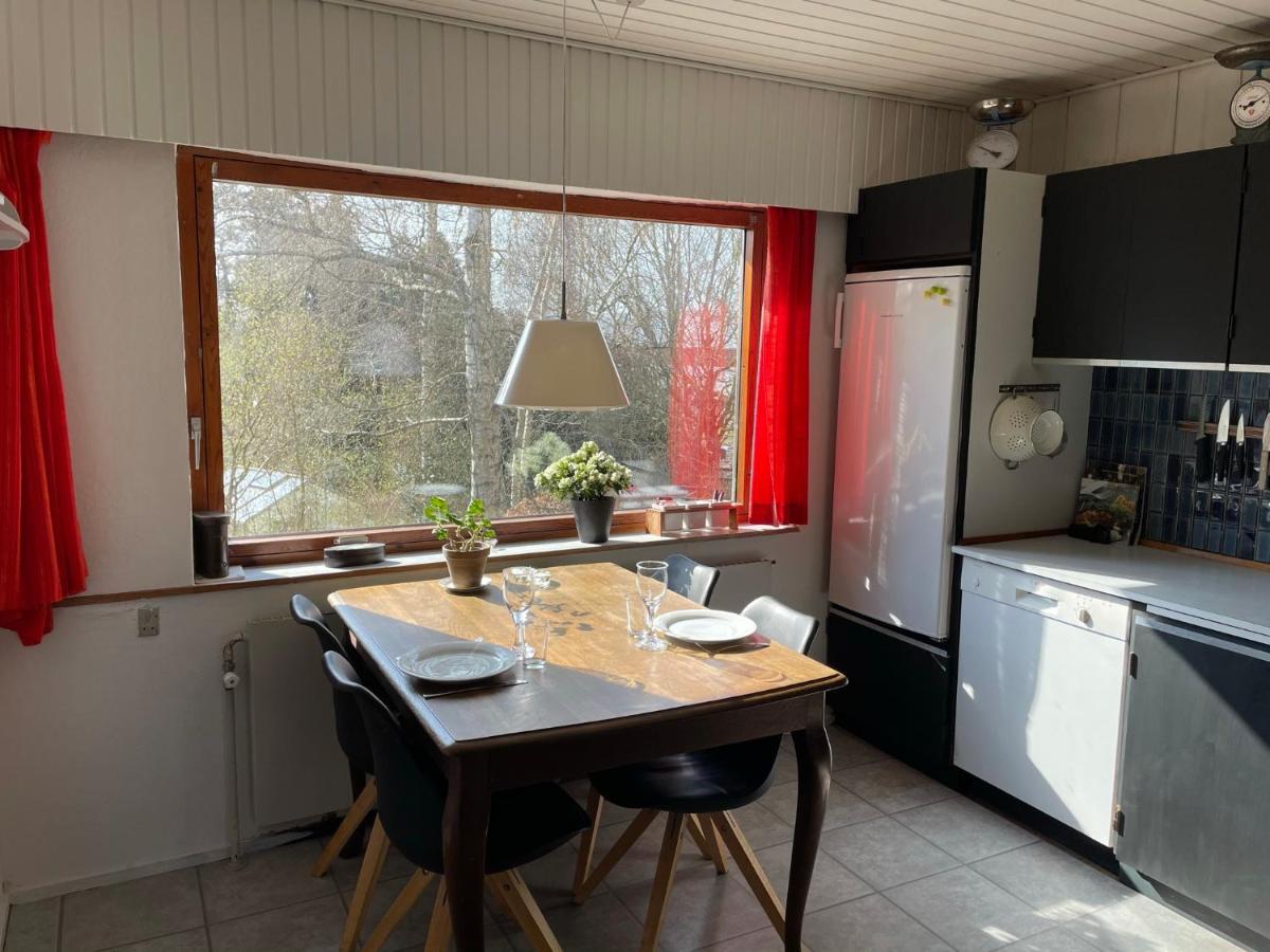 Retro Bolig - Fyldt Med Hygge! Ingen Luksus Daire Kolind Dış mekan fotoğraf